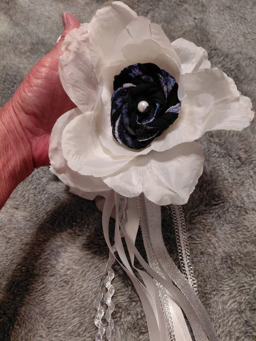 ELEGANT & UNIQUE Upcycled Jean Jabot